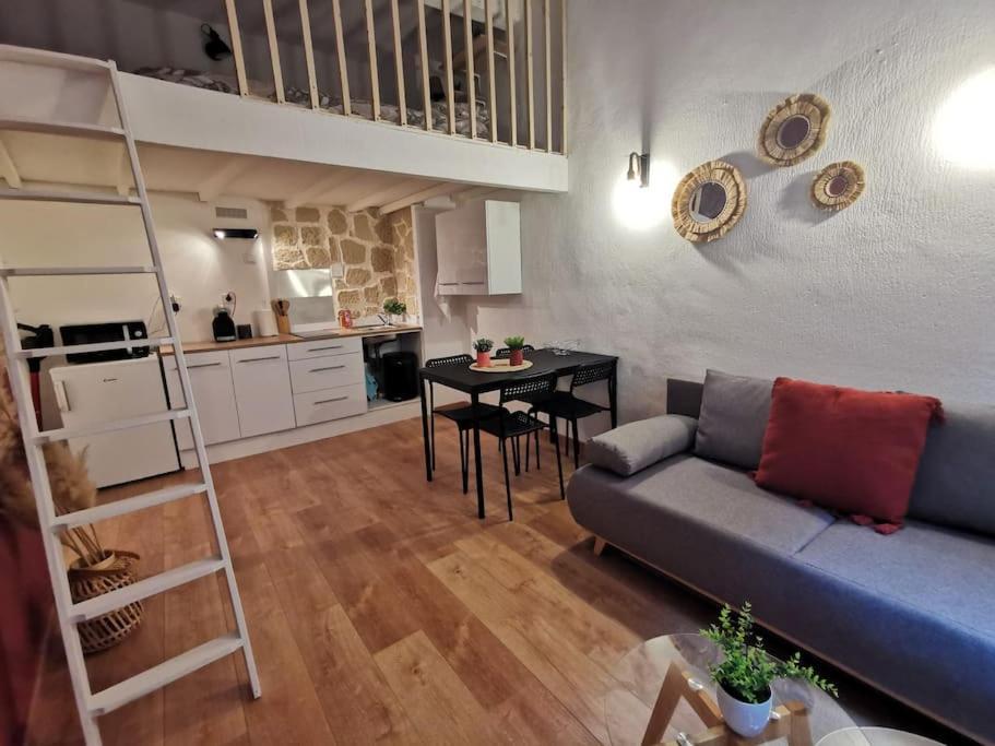 Centre Ville Montpellier - Appartement Au Coeur De L'Ecusson Exterior foto